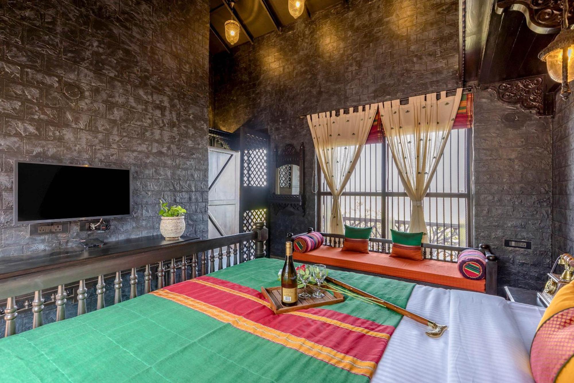 Dio Regaalo Theme Resort, Ratnagiri Ngoại thất bức ảnh